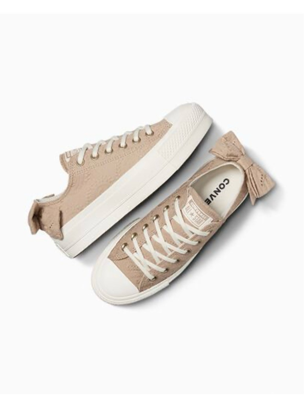 NEW Women’s Converse Chuck Taylor All Star Lift Low Bows A10246C Platform Shoes - Picture 7 of 16